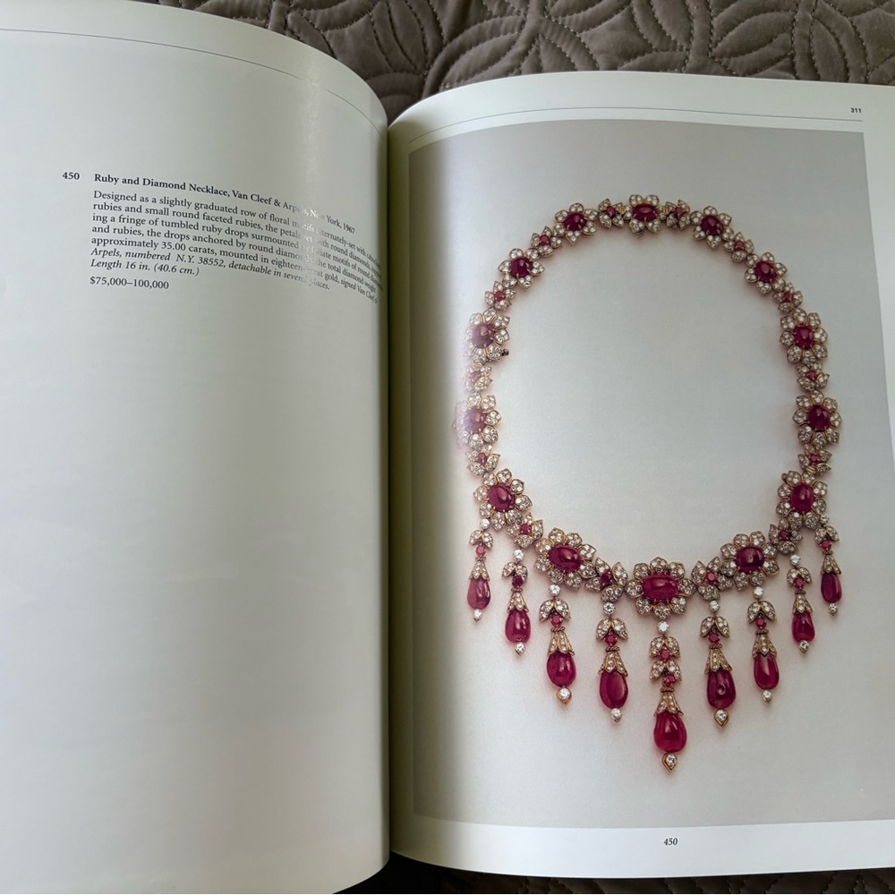 Sotheby’s The Estate of Jacqueline Kennedy Onassis. ❣️ - Picture 3 of 13